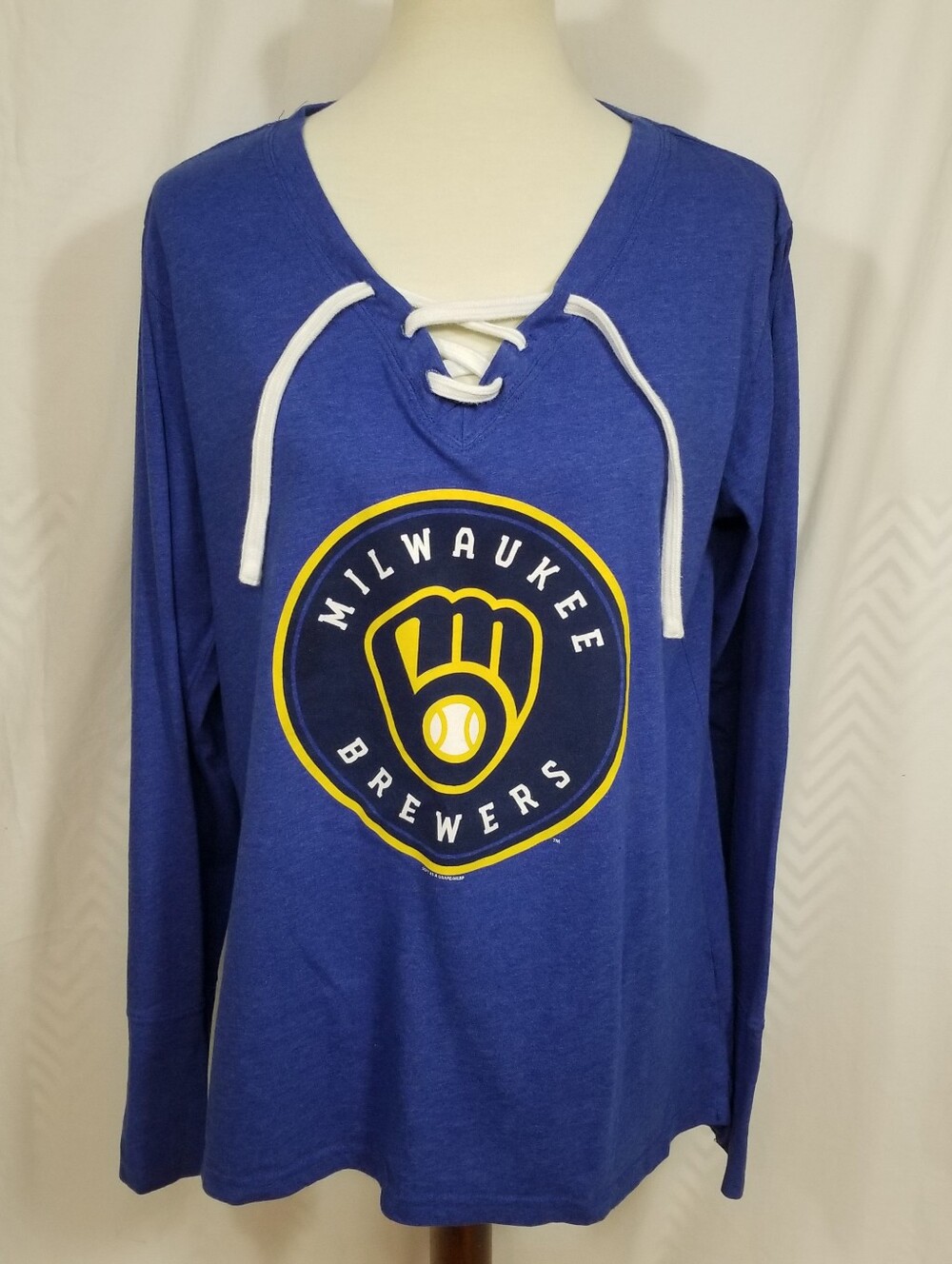 Milwaukee Brewers Soft As A Grape Lace Up V-Neck Blue Women XXL? Long Sleeve Tee
